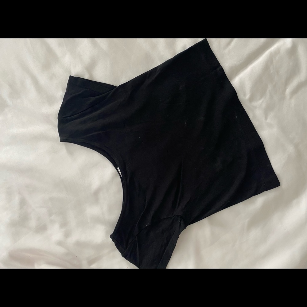 Cropped T